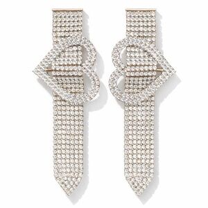 ⚜️ Avant-Garde Crystal Heart Drop Earrings